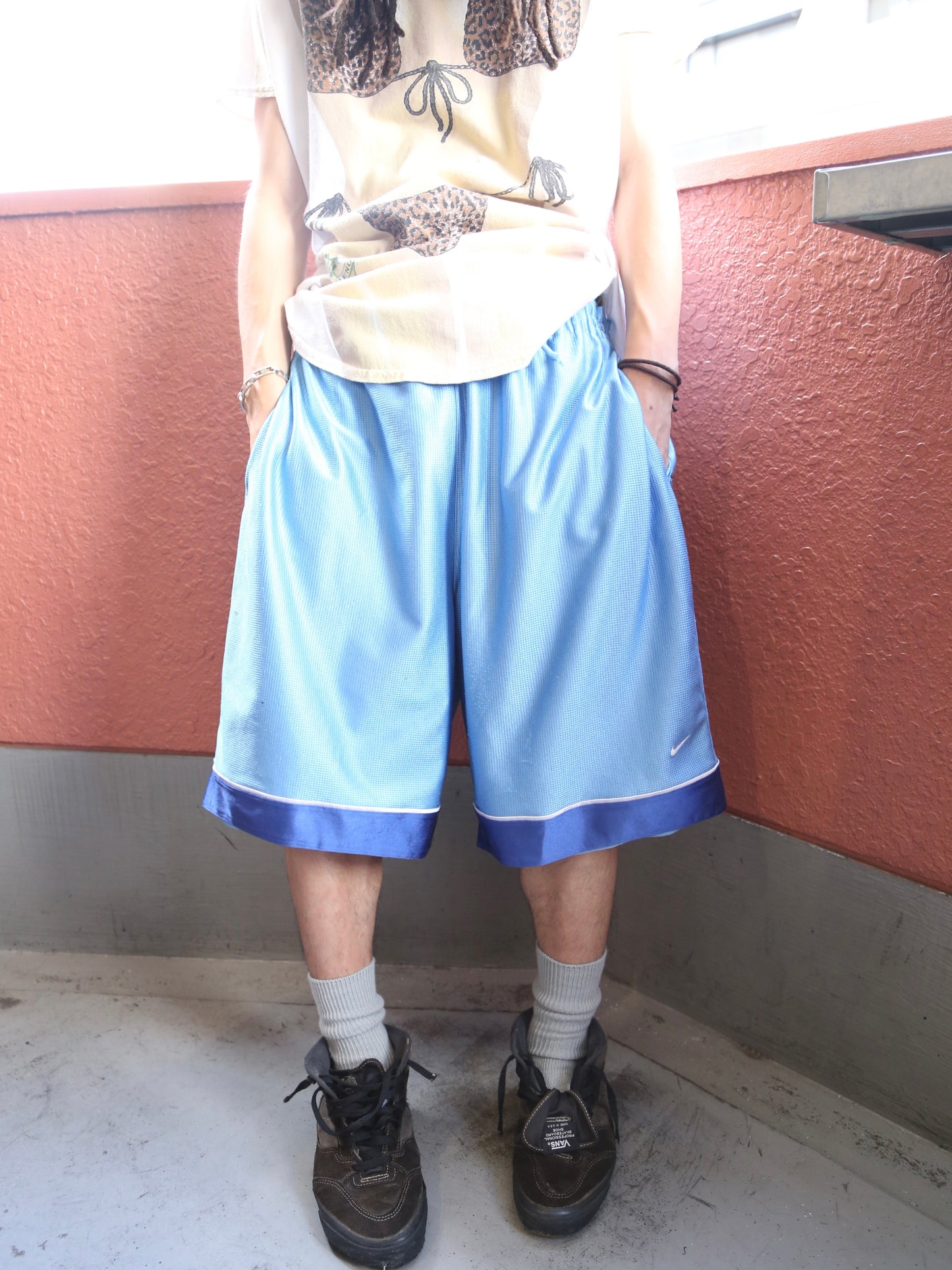 2000S NIKE BASKETBALL SHORTS