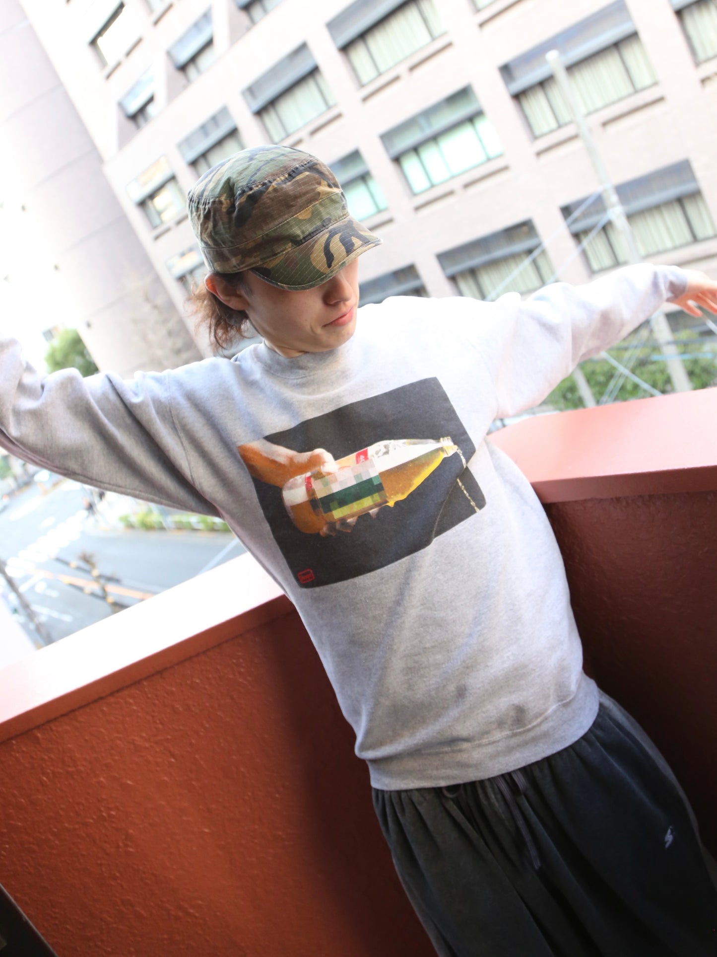 BOOGER KIDS SWEATSHIRT