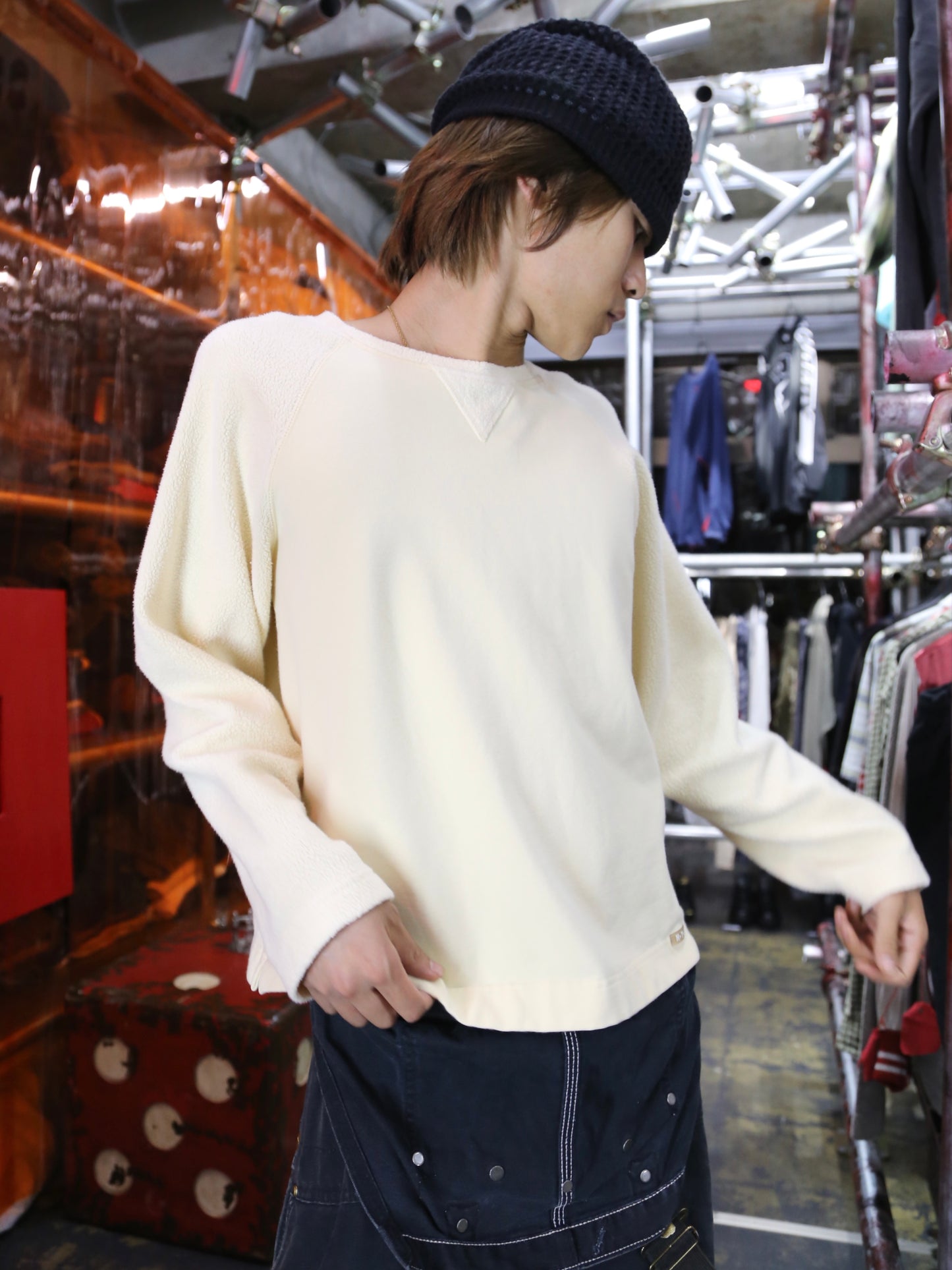 2000S N.Y.L PILE SWITCHING SWEATSHIRT