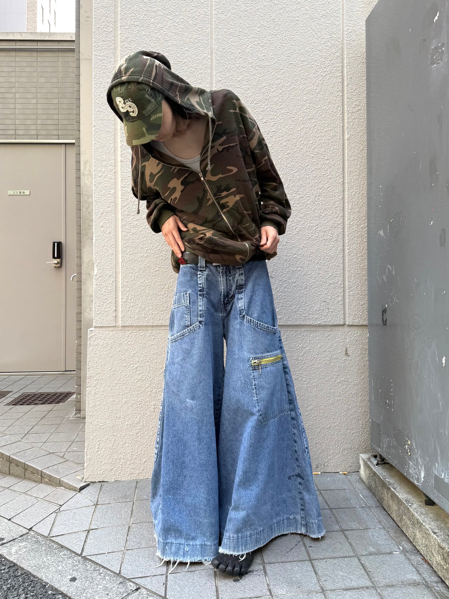 1990S JNCO "CRIME SCENE" BAGGY DENIM PANTS