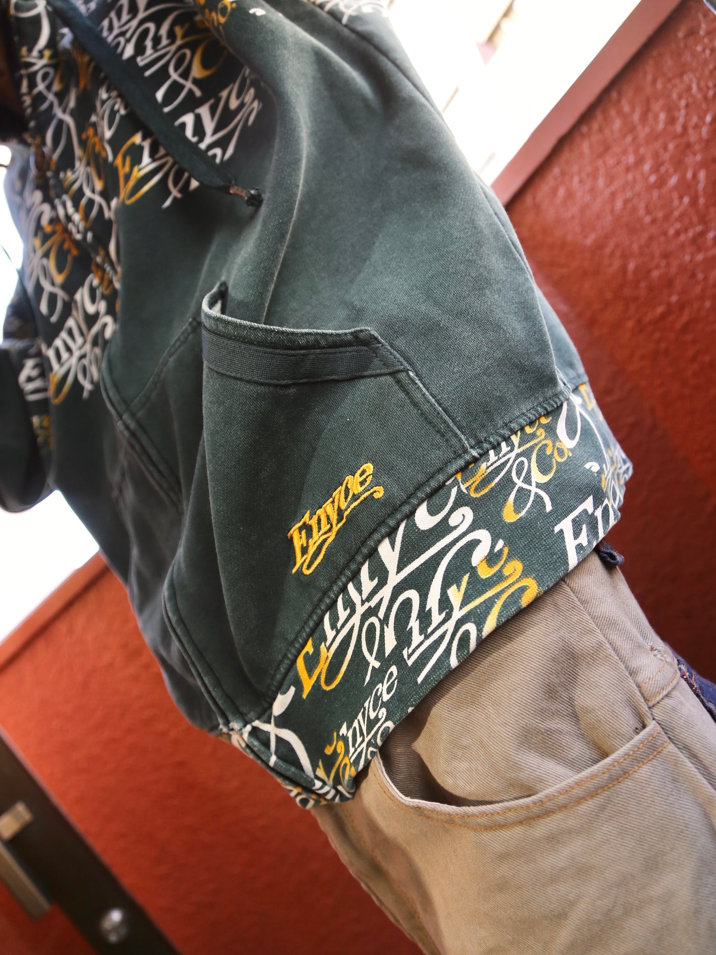 2000S ENYCE ZIP-UP HOODIE