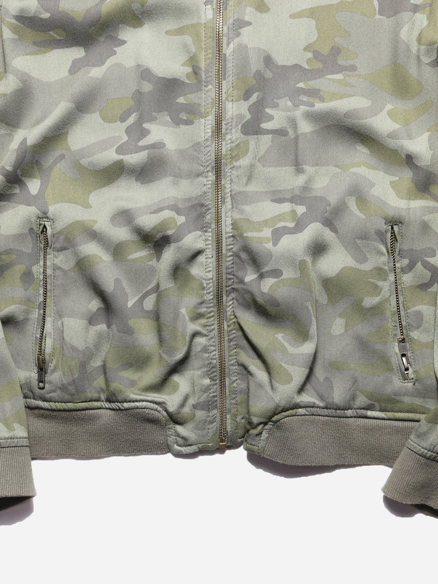 MOSSIMO CAMOUFLAGE JACKET