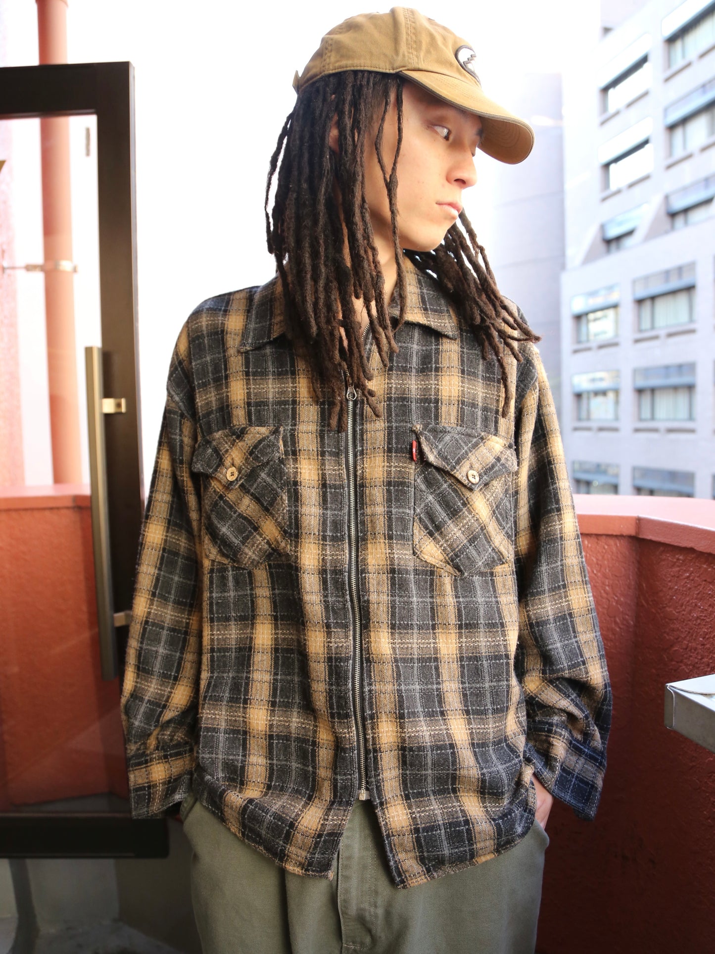 2000S EURO ZIP-UP SHIRT