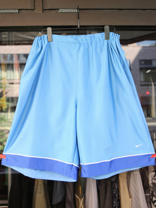 2000S NIKE BASKETBALL SHORTS