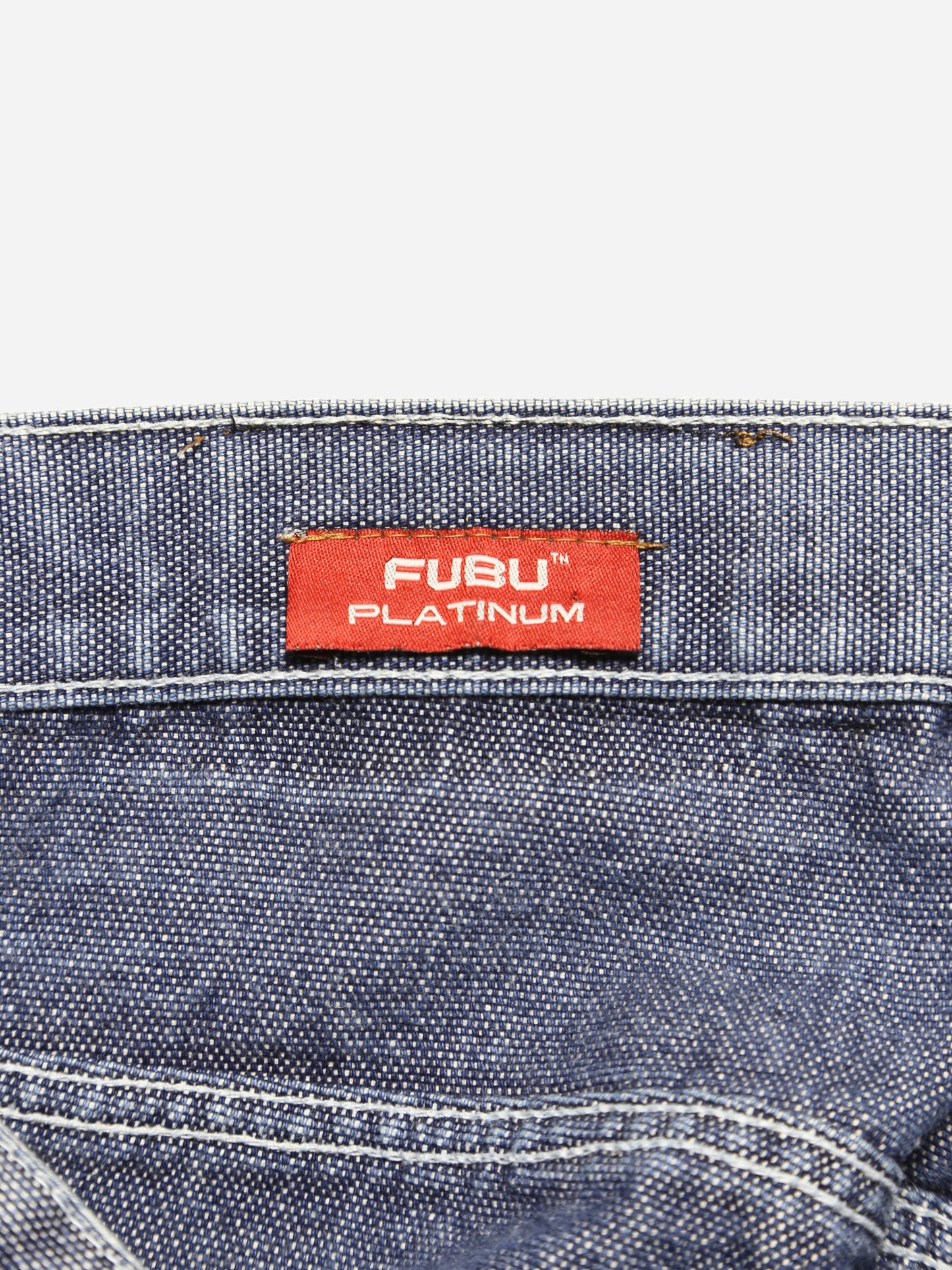 -2000S FUBU PLATINUM BAGGY SHORTS