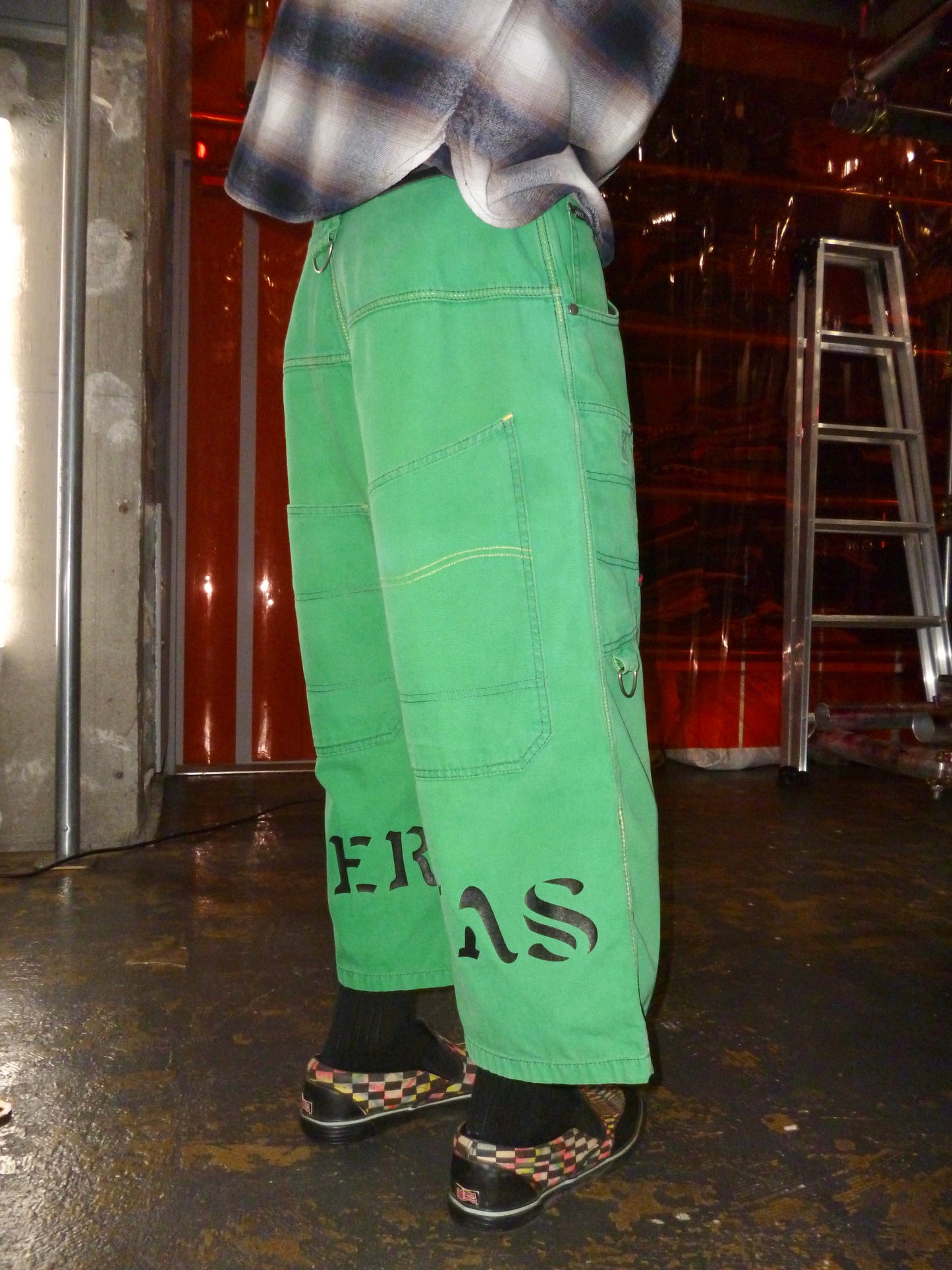 1990S OVERZEAS CROPPED BAGGY PAINTER PANTS