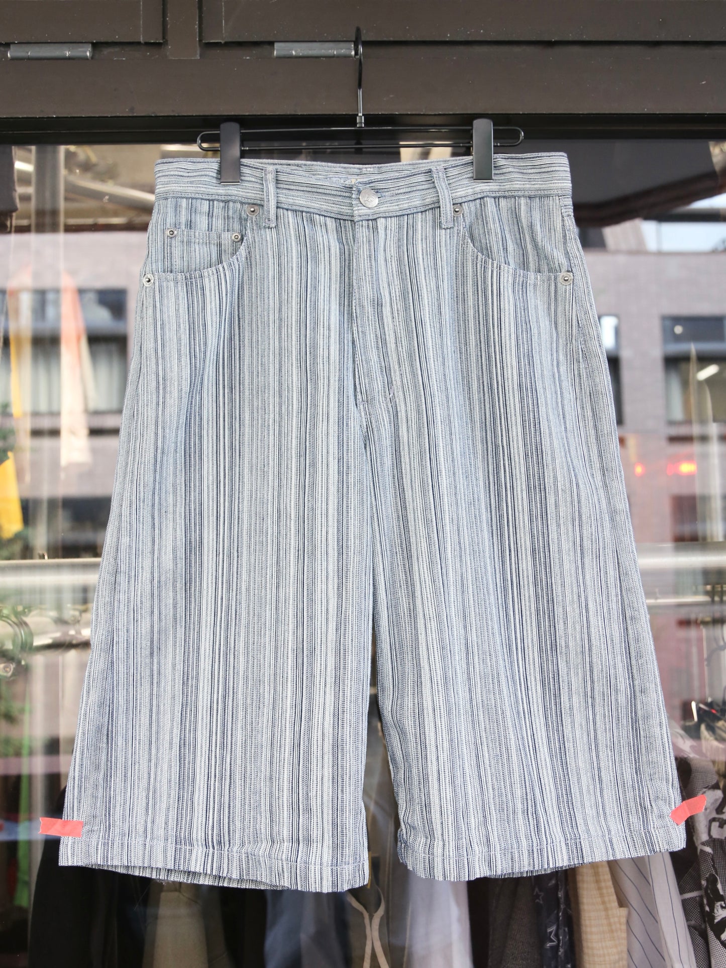 2000S BROOKLYN XPRESS STRIPED BAGGY SHORTS