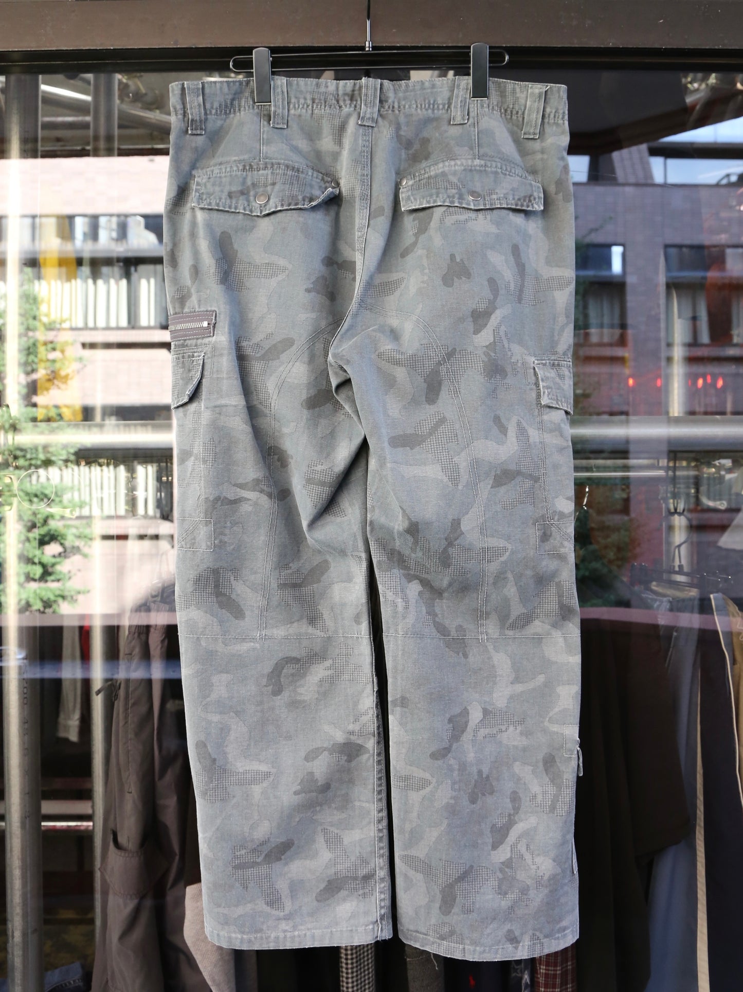 2000S Y.O.U. CAMO CARGO PANTS