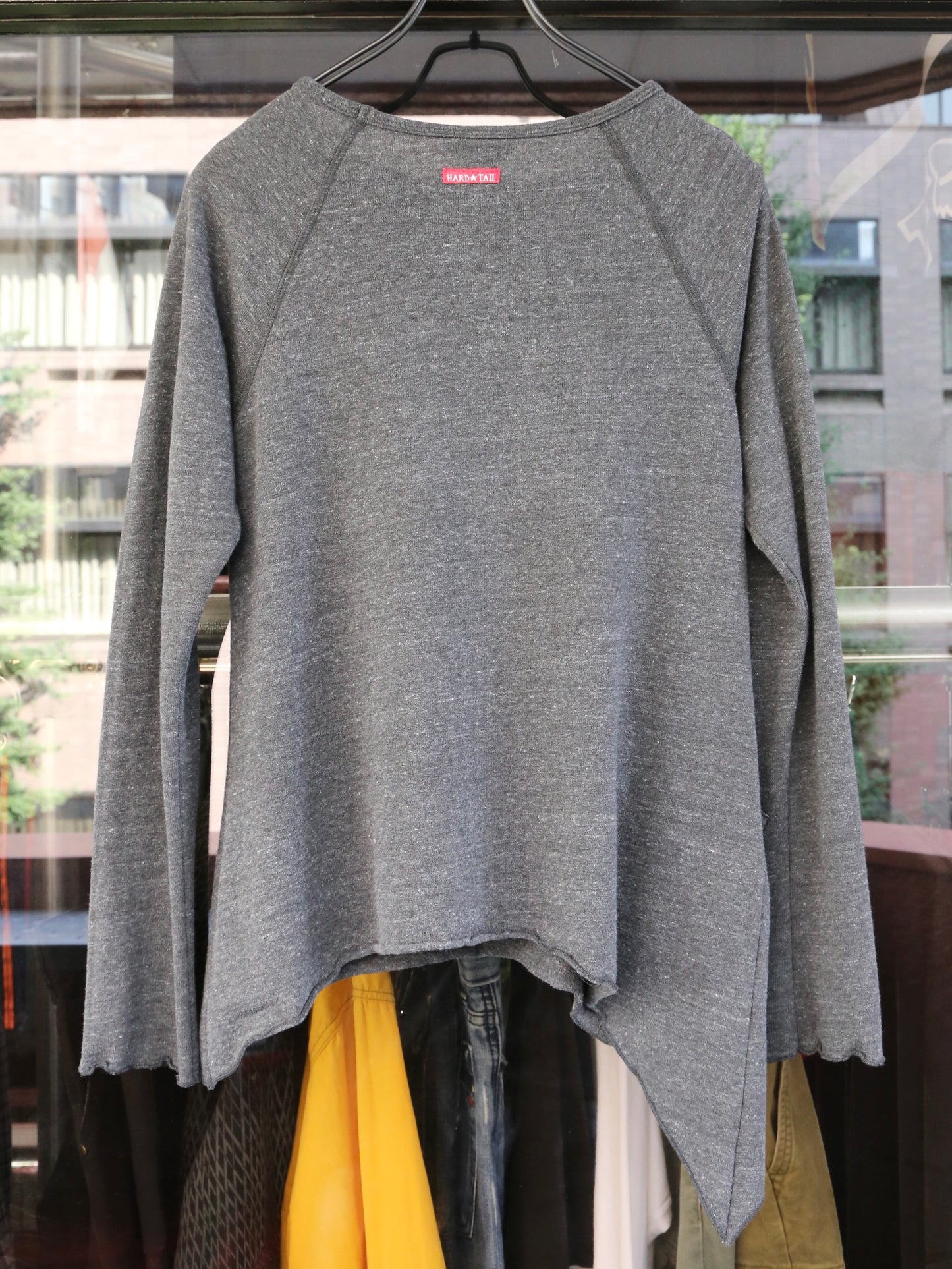 2000S HARD TAIL L/S TOP