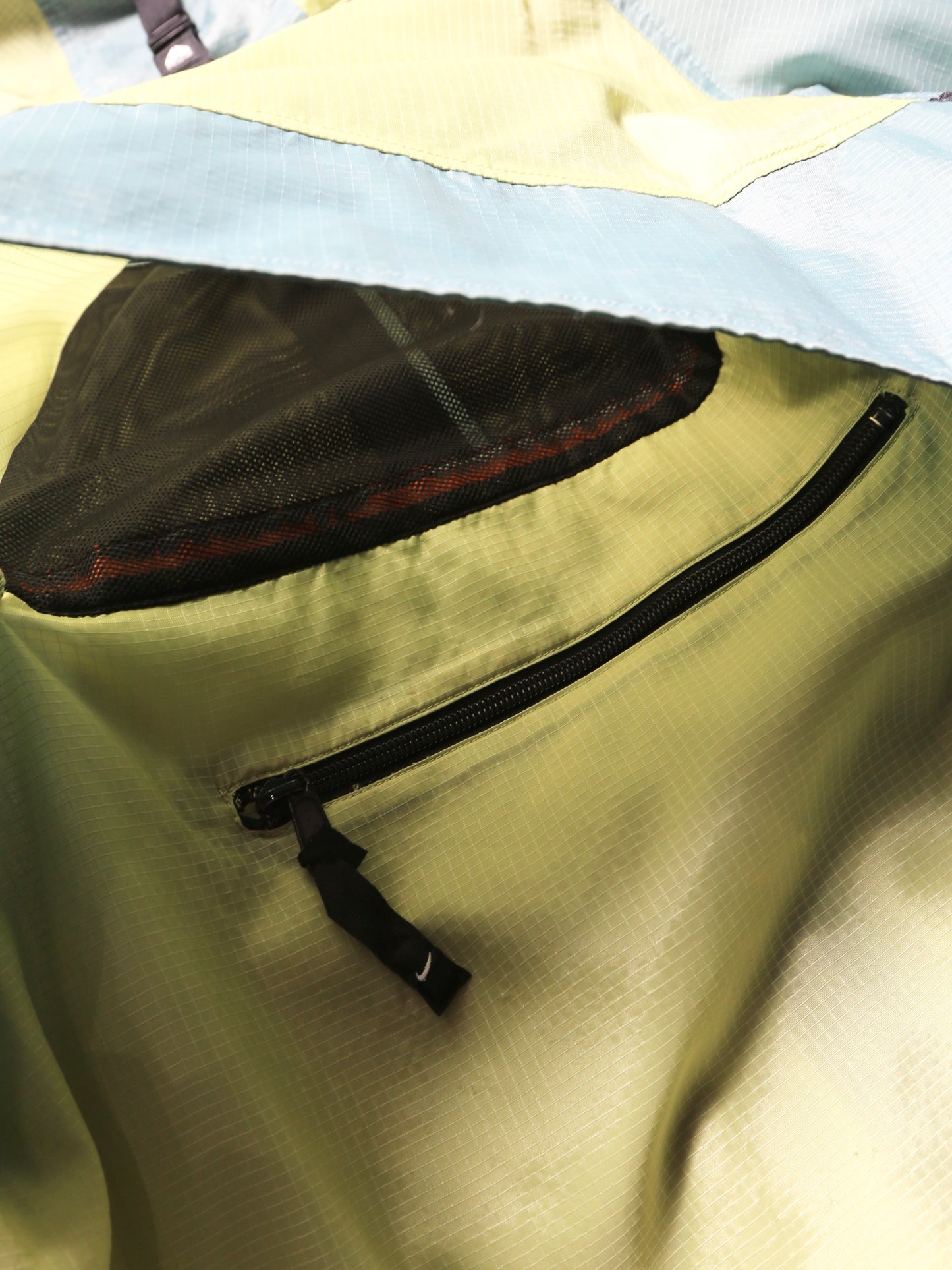 2000S NIKE ACG PACKABLE RIPSTOP HOODED JACKET