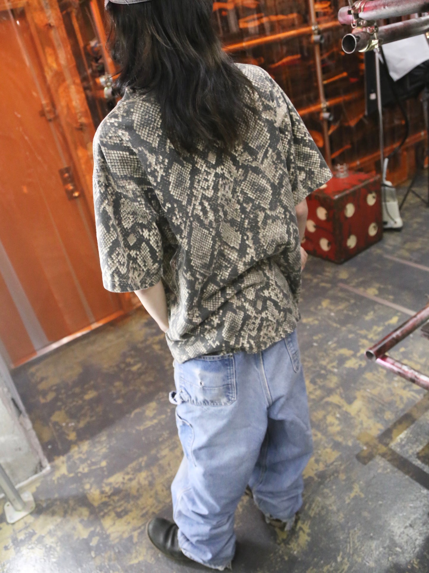 "SNAKESKIN" S/S TEE