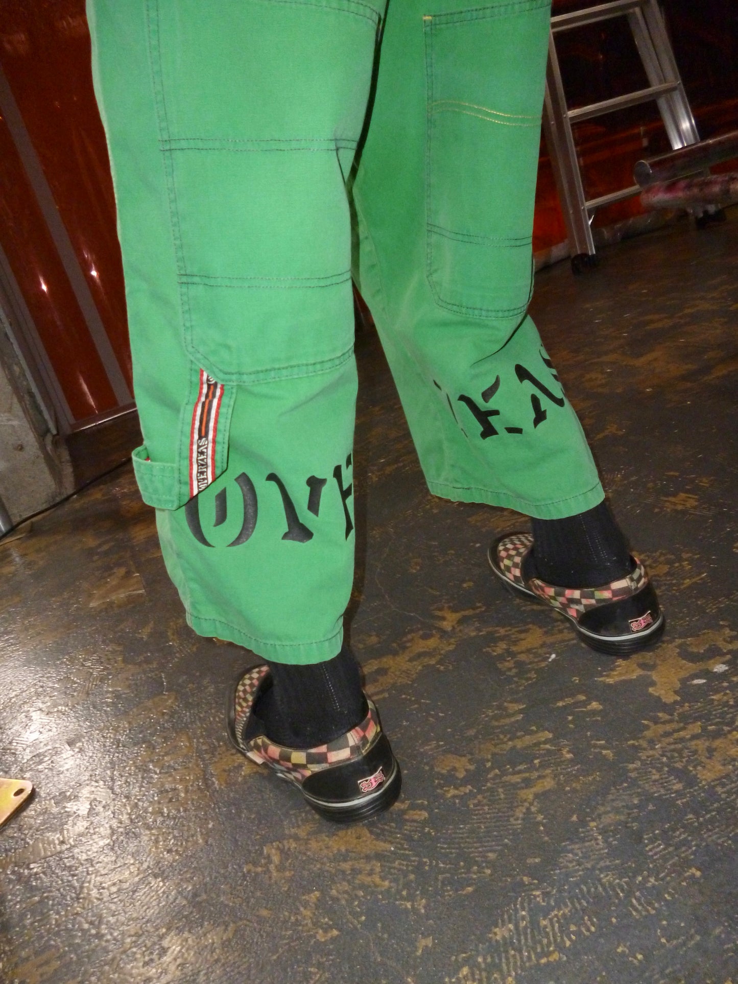 1990S OVERZEAS CROPPED BAGGY PAINTER PANTS