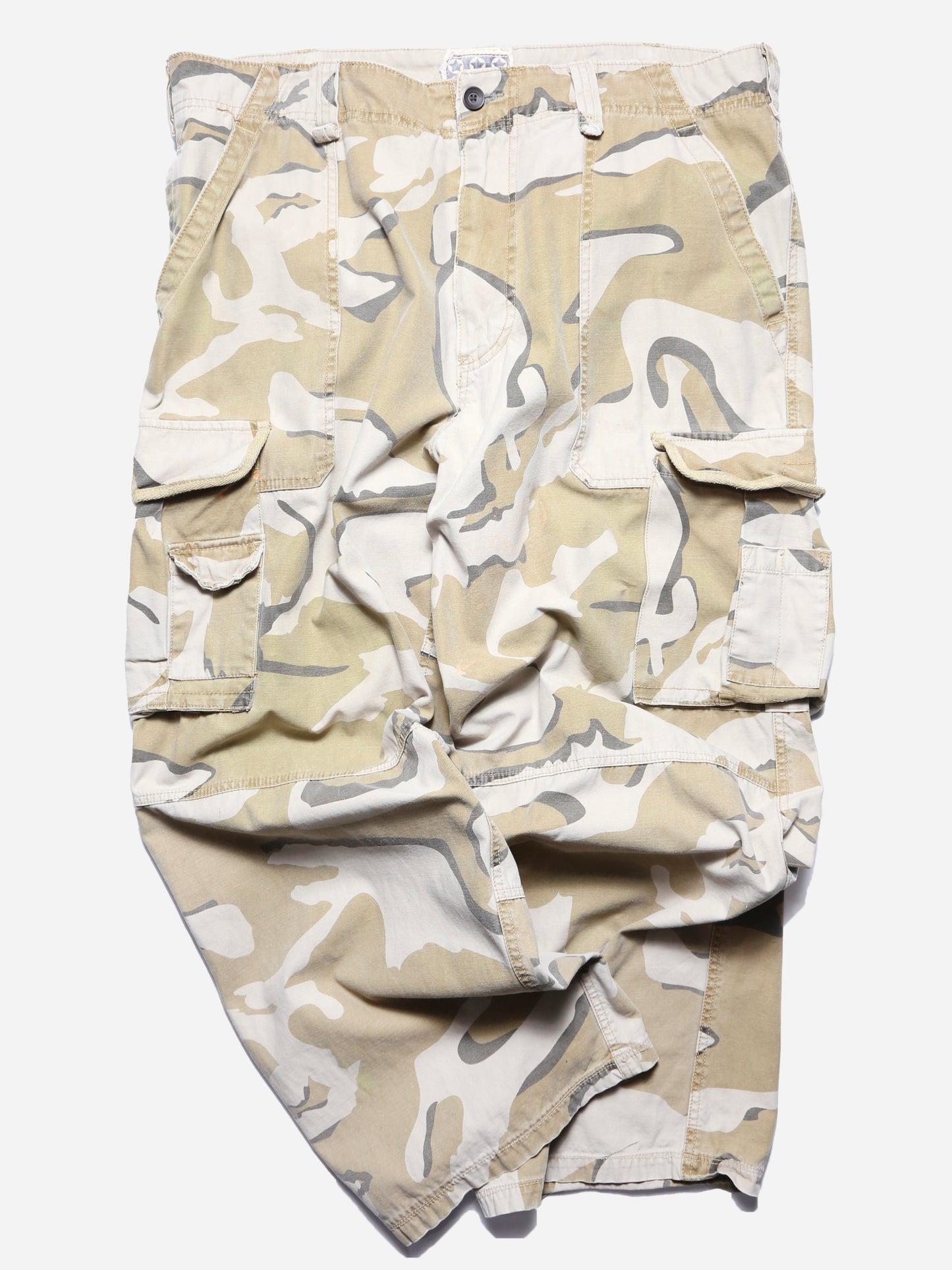2000S NO BOUNDARIES DESERT CAMO CARGO PANTS