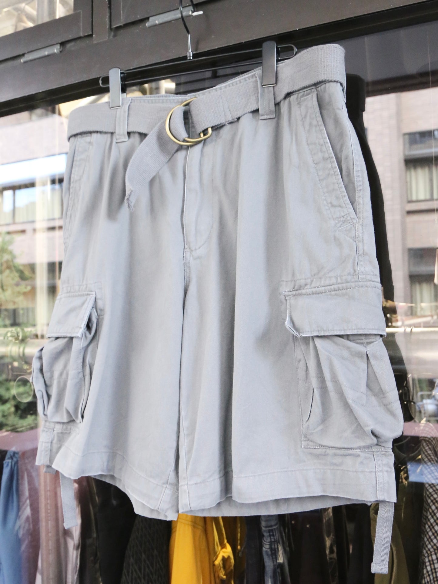 BAGGY CARGO SHORTS