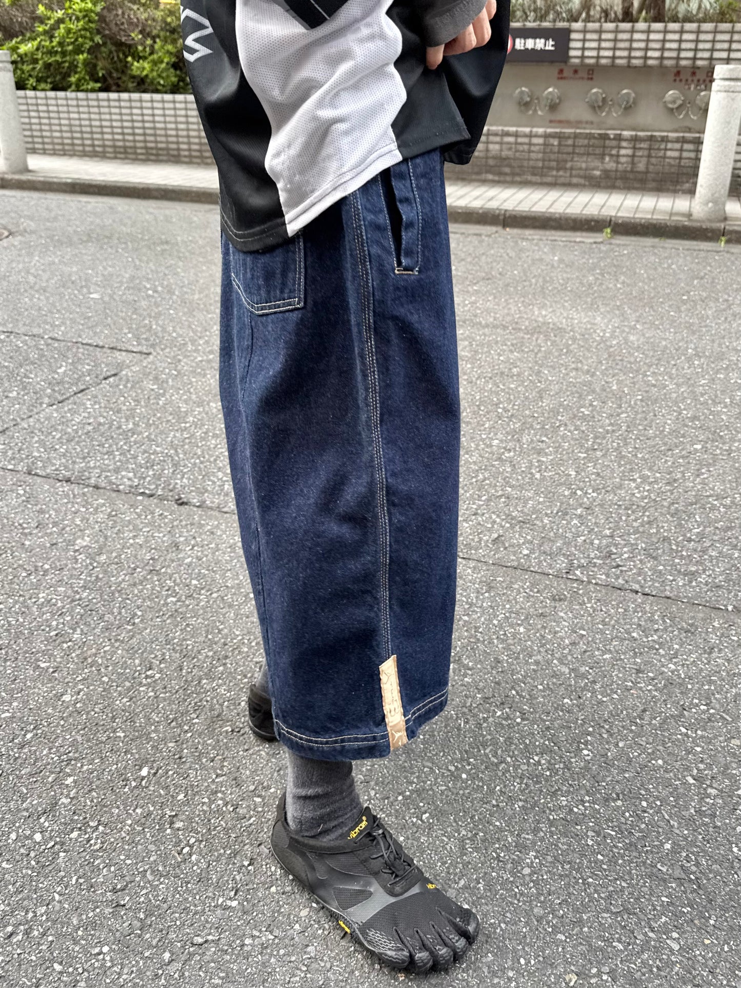 2000S NIKE JORDAN TWO3 BAGGY DENIM SHORTS