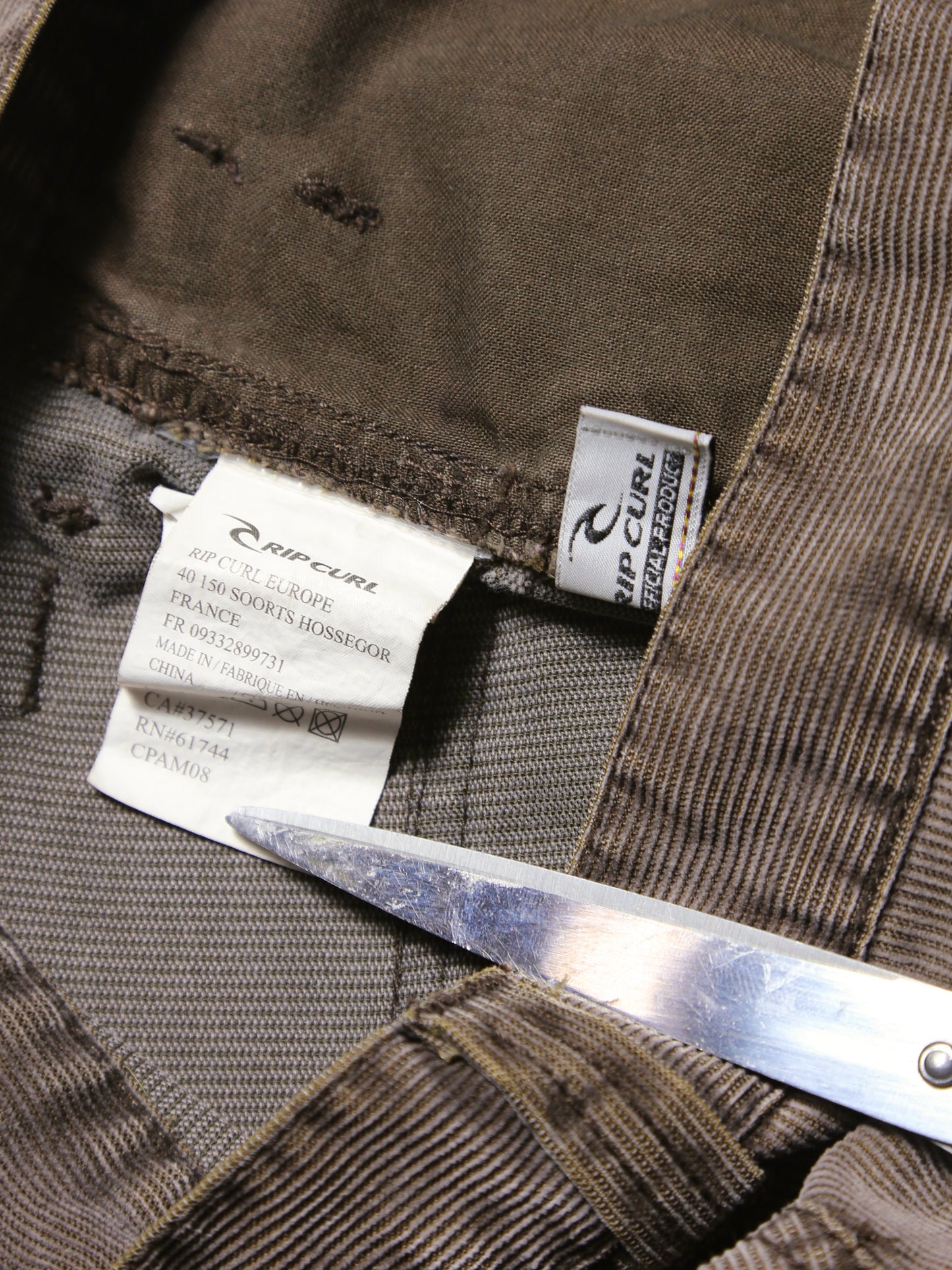 2000S RIP CURL CORDUROY CARGO PANTS
