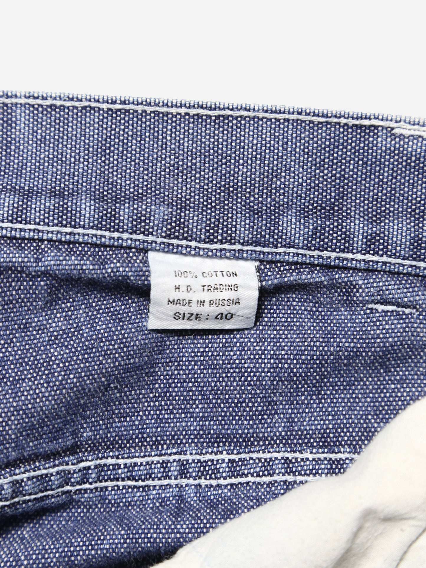 -2000S FUBU PLATINUM BAGGY SHORTS